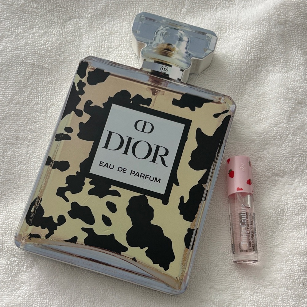 New Fashion Wood Art + Juicy Couture Lip Oil